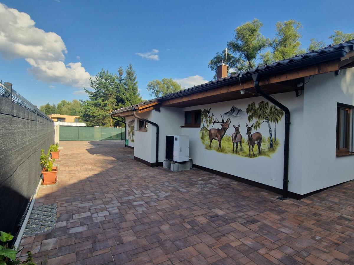 Bešeňová Villa Garden מראה חיצוני תמונה