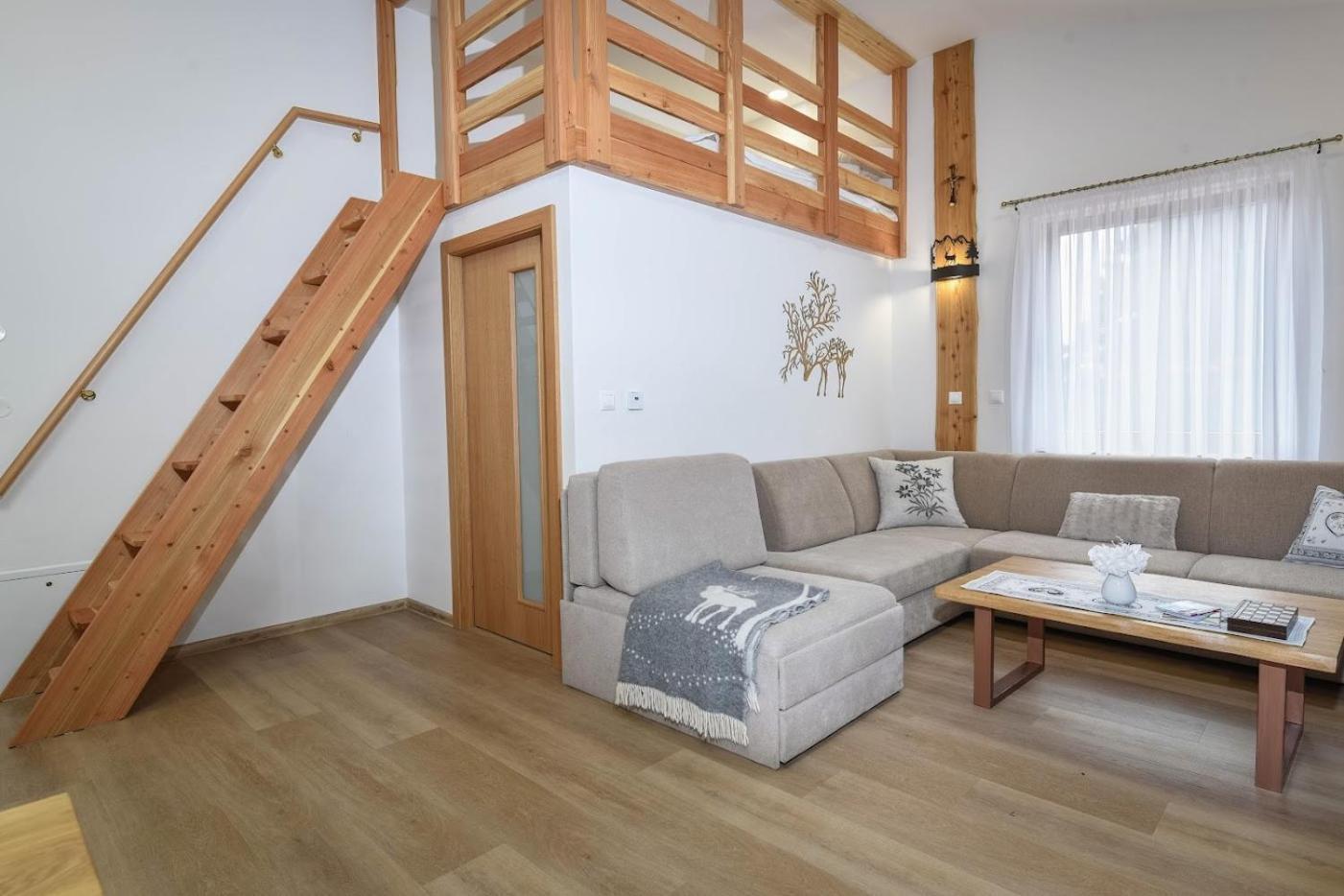 Bešeňová Villa Garden מראה חיצוני תמונה